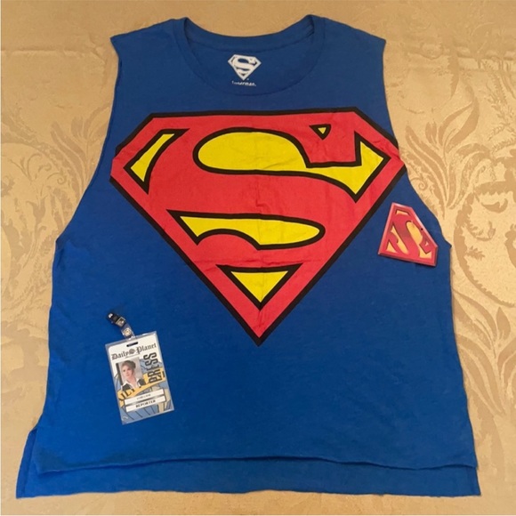DC Comics Tops - 💪 Superman tank top bundle XXL